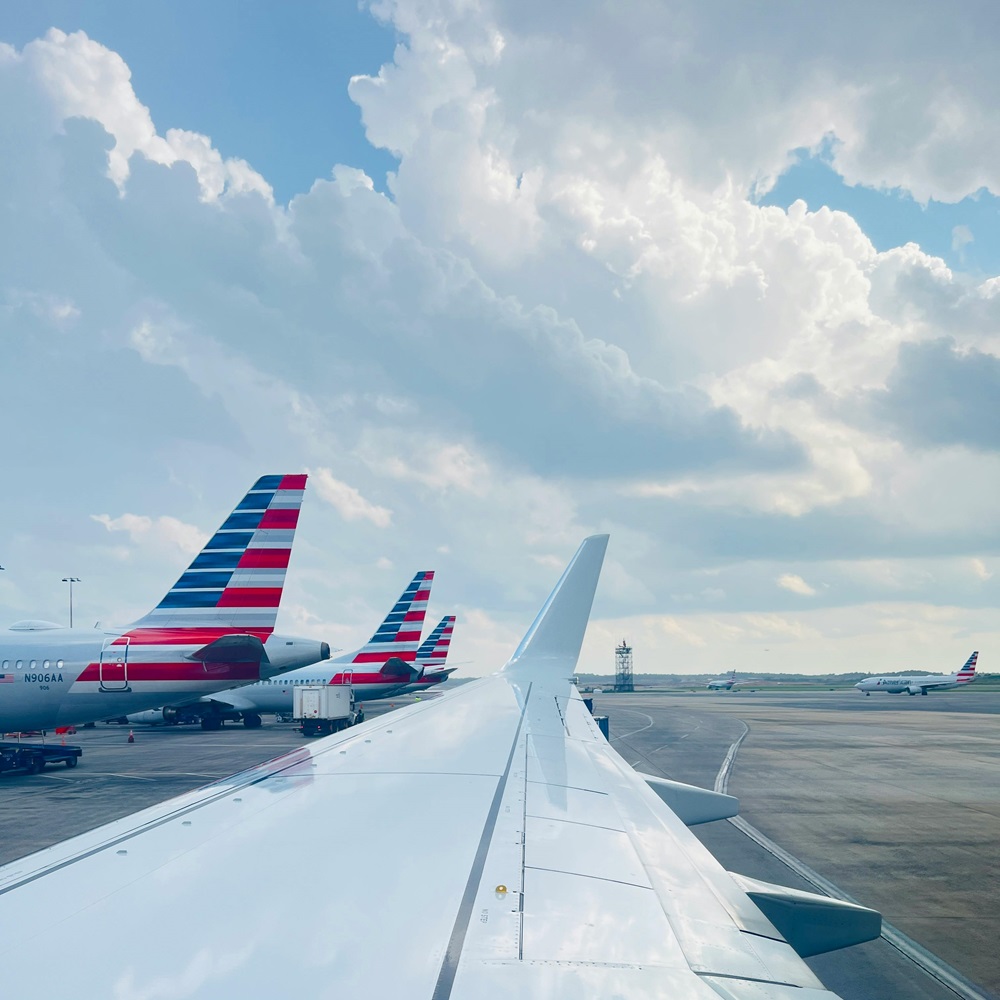 (NWR) Newark International Airport, NJ Service Image